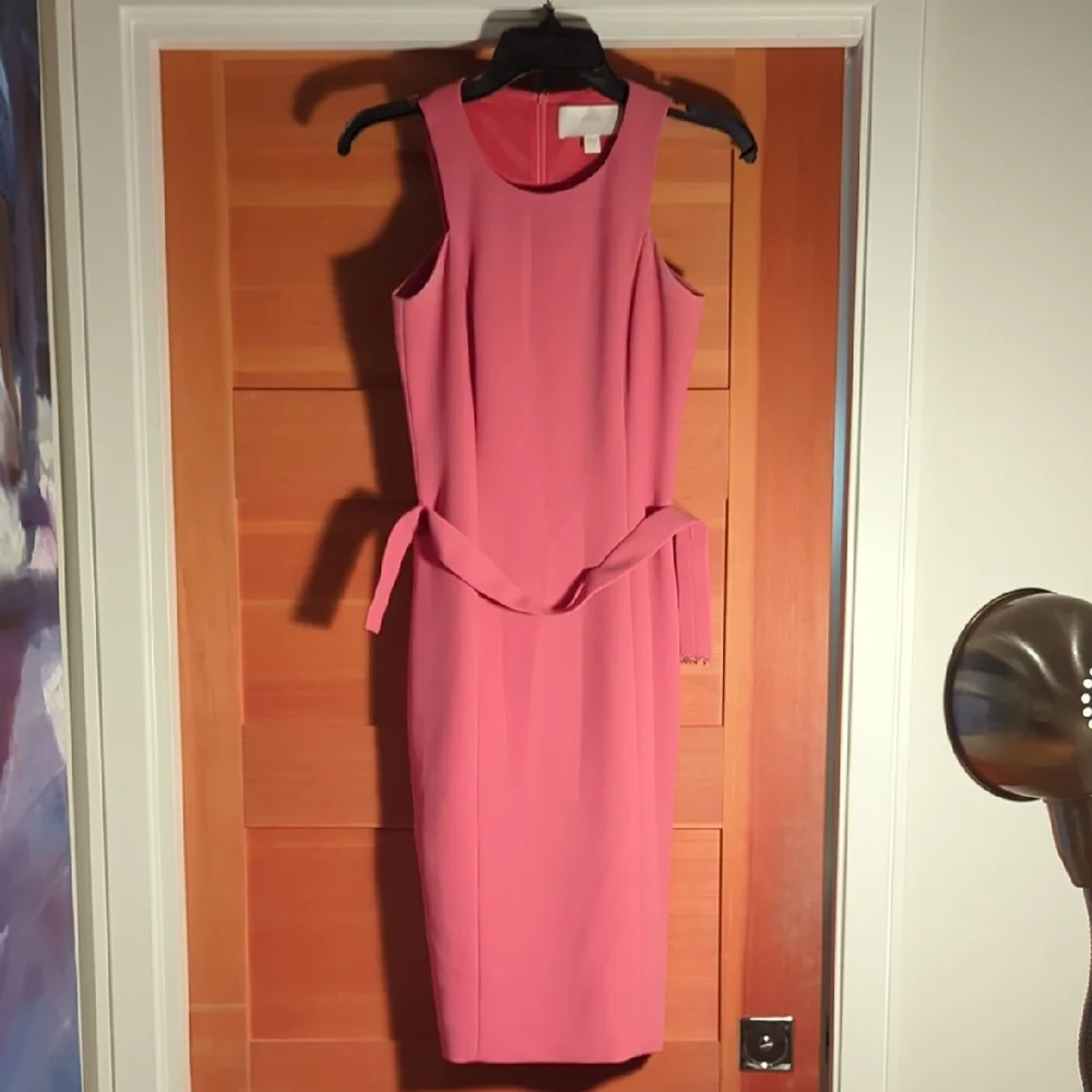 Hugo Boss Sleeveless Dress - Picture 1 of 10